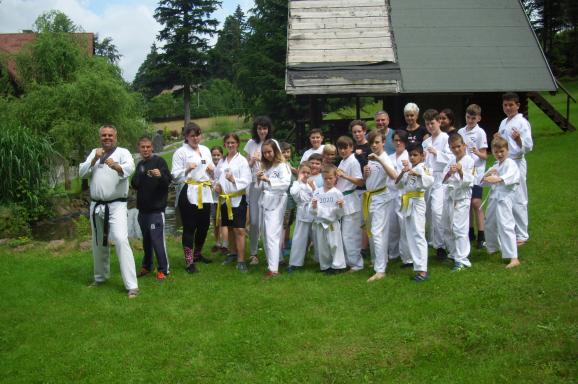 TAEKWONDO W.T.F. Havířov z.s. - Soustředění chata DUKLA v Čeladné pro sportovce děti a mládež 5.dní